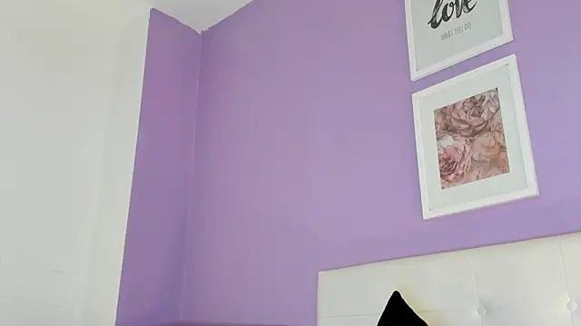 charlotte11-11 - Charlotte11-11's free webcam - UK Sex Cams