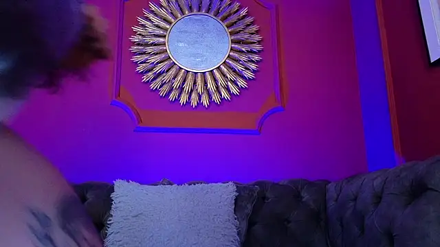 Julieta_Russell live sex cam