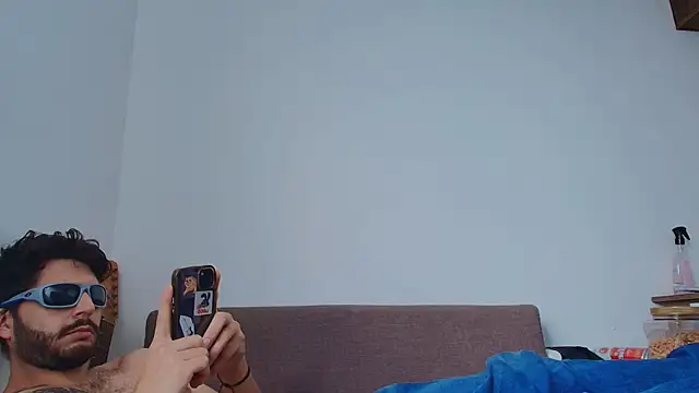 Live sex cam di thomas_gun