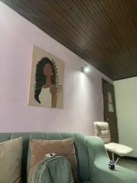 Webcam Model (Im_Luuu)  is live.Free join now!