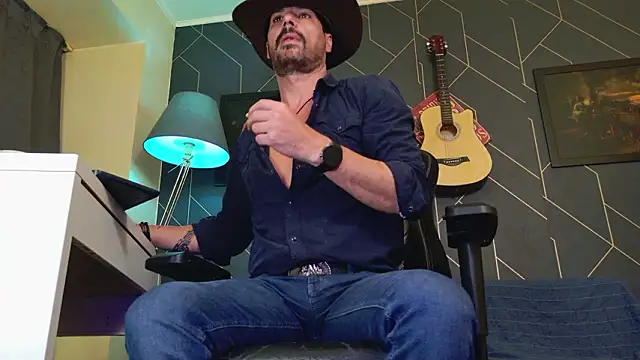 ChrisKox live sex cam