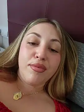 Webcam Model (sofiabichota) is live