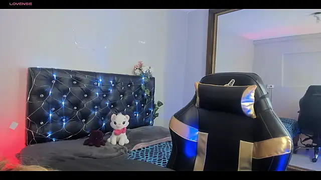 rossiegp - Rossiegp's free webcam - UK Sex Cams