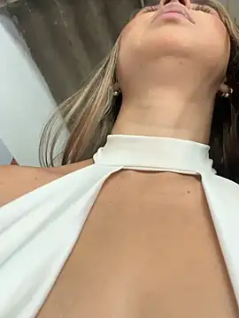 Live solo webcam of VictoriaWhitmore