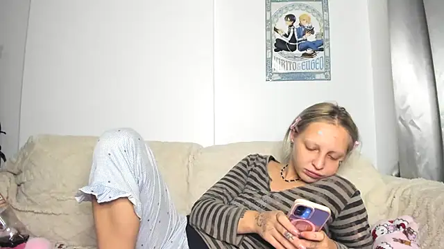 Live solo webcam of LazyNinjaXO