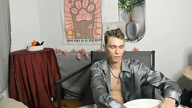 shadow_blink - Shadow_blink's free webcam - UK Sex Cams