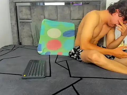 Master_Ruthles777 webcam