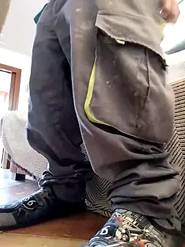 juandi21cm (Ask my age) - Corrida-cum-milk