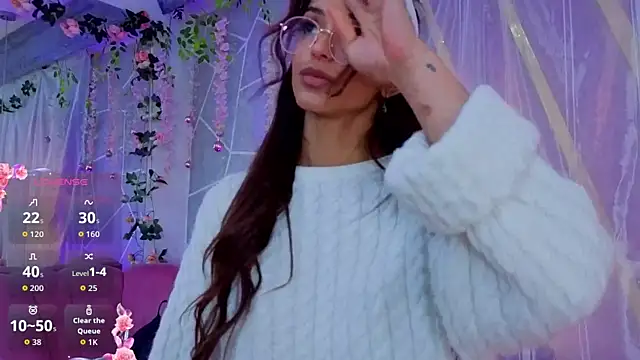 emmycortez - EmmyCortez's free webcam - UK Sex Cams