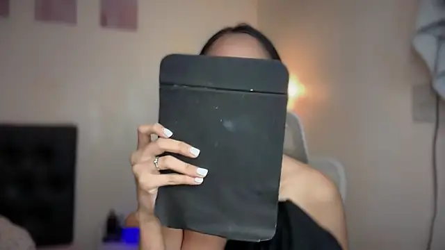 lelasohna live sex cam