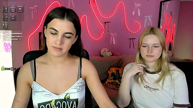 lina_fox12 Live Webcam on Stripchat