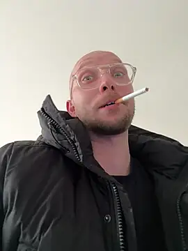 Live sex cam of OnlyAlexVegas