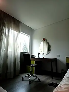 tata_sanz_ (Ask my age) - Let's play