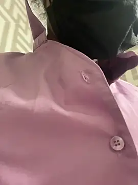 Webcam Model (paribaby09)  is live.Free join now!