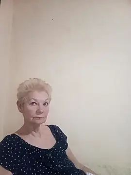 Webcam Model (Calypso-Loove)  is live.Free join now!