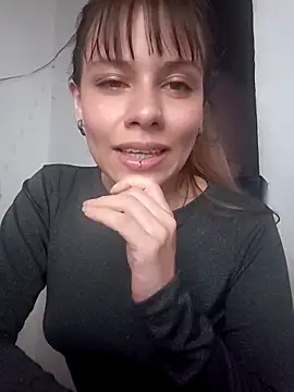 Webcam Model (Hairy_ptt) is live