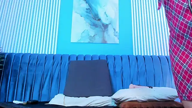 dahianeconnor - Dahianeconnor's free webcam - UK Sex Cams