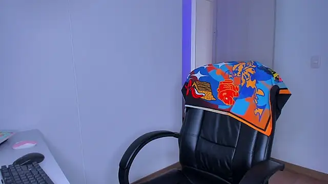 Lisegg_ live sex cam