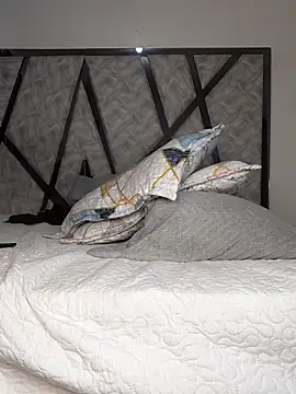 Webcam Model (Denise_wolfe21)  is live.Free join now!