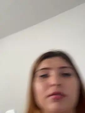 melyssaa23's Live Sex Cam Show