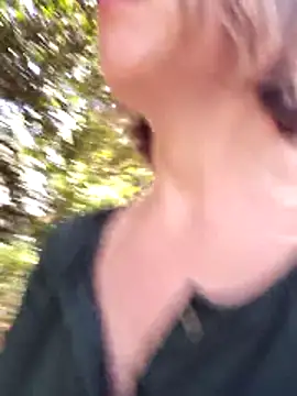 public_katrisha - Public_Katrisha's free webcam