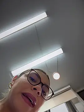 alicee16 live sex cam