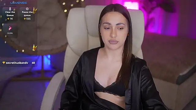 oliviamoore_ - OliviaMoore_'s free webcam - UK Sex Cams