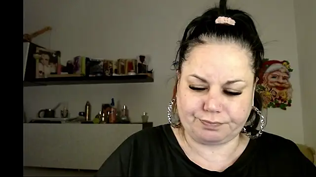 andreea2011 - Andreea2011's free webcam - UK Sex Cams