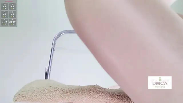 美女Vicki-66在线直播