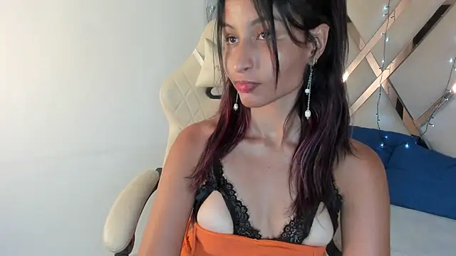 ladymadinght - Ladymadinght's free webcam - UK Sex Cams