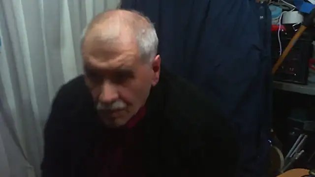 nonnomaturobisex (M grandpa) - MATURO SEGA CAZZO,CULO,PIEDI,BOCCA.