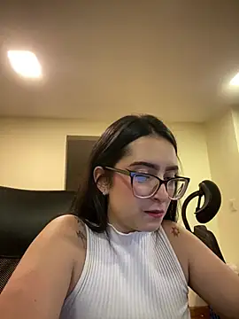 kloe_novoa - Kloe_Novoa's free webcam - UK Sex Cams