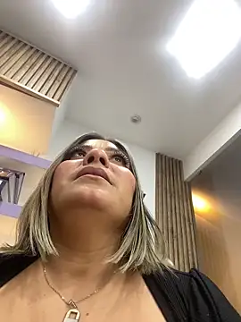 isabella_horney_ webcam