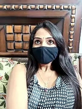 Webcam Model (Yours-Bebo)  is live.Free join now!