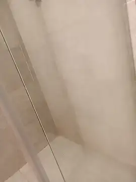 maddiequinn - MaddieQuinn's free webcam - UK Sex Cams