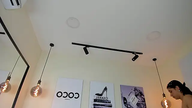 samantha_hotly - Samantha_hotly's free webcam - UK Sex Cams