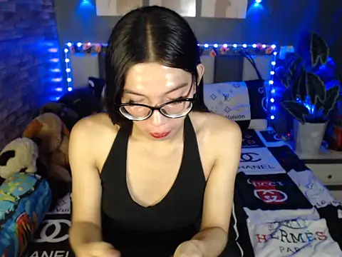 HotNathalie6900 webcam