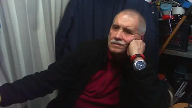 nonnomaturobisex's live cam