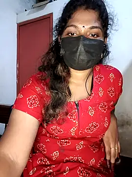 Webcam Model (tamilsaisree)  is live.Free join now!