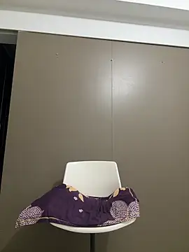 Webcam Model (ScarletAss)  is live.Free join now!