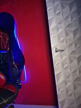 Vaithiare_LS webcam stripchat model stream image