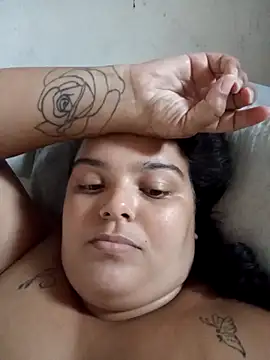 thaliasilva - Thaliasilva's free webcam - UK Sex Cams