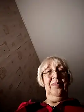 Webcam Model (Anatolia5961)  is live.Free join now!