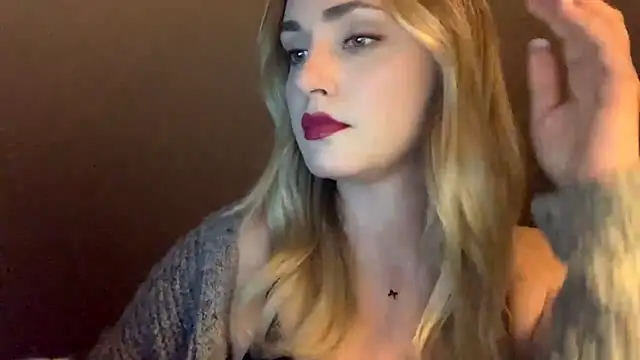 scarlettsensitive - ScarlettSensitive's free webcam - UK Sex Cams