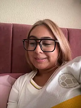 miabonnett_ - Miabonnett_'s free webcam - UK Sex Cams