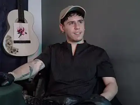 Live sex cam of Antonello_Vannucci