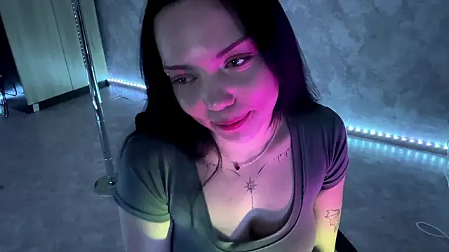 alisnoire - AlisNoire's free webcam - UK Sex Cams