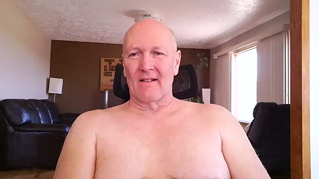 Live sex cam of BasicAnt