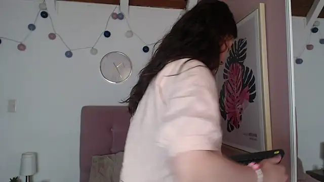 lanna_1878 - Lanna_1878's free webcam - UK Sex Cams