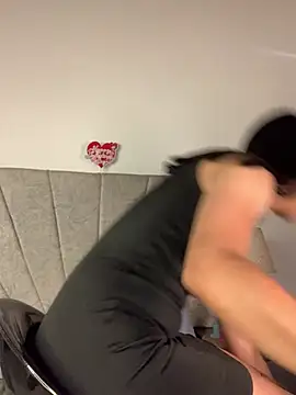 val12777 - Val12777's free webcam - UK Sex Cams